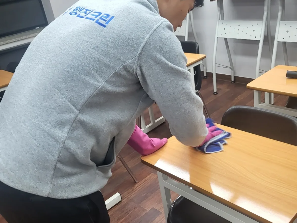 아산시 도고면 유치원 책걸상 교실 위생청소 사례 - 행진크린