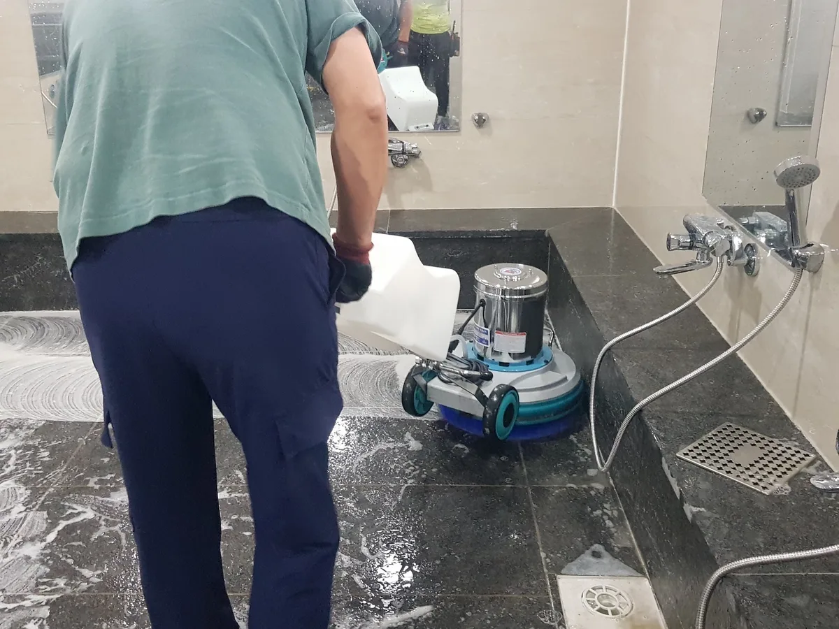 청양군 비봉면 찜질방 수전·샤워기 건식 사우나 위생청소 사례 - 행진크린